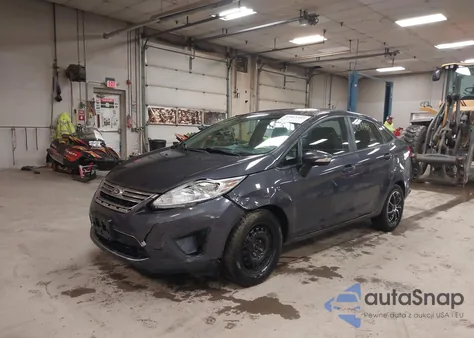 2013 Ford Fiesta Se from USA, damaged, VIN 3FADP4BJ2DM191021